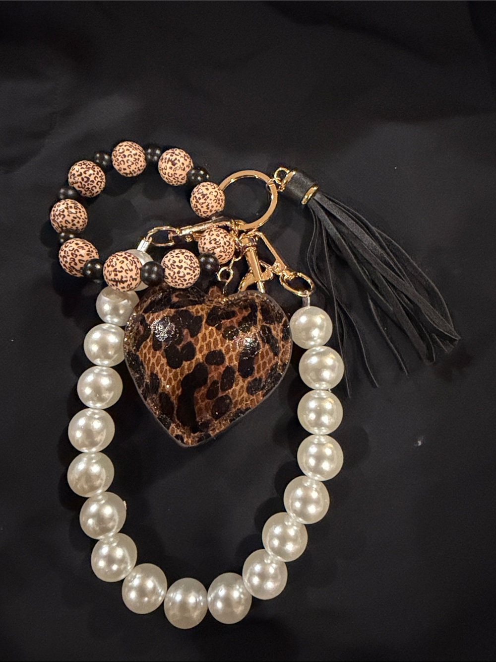 Leopard Heart Pearl Bracelet Keychain with Black Tassel Bag Charm